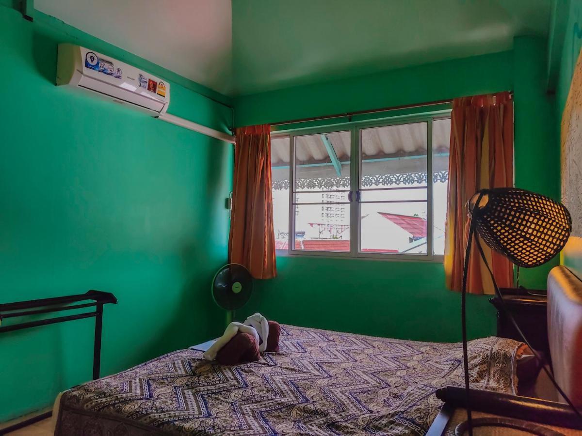 치앙마이 Awana House B&B 외부 사진