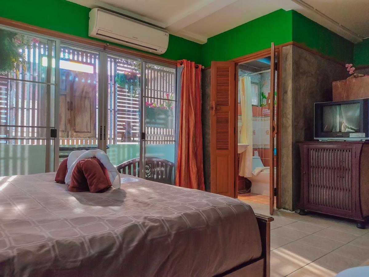 치앙마이 Awana House B&B 외부 사진