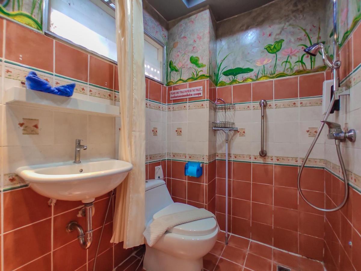 치앙마이 Awana House B&B 외부 사진