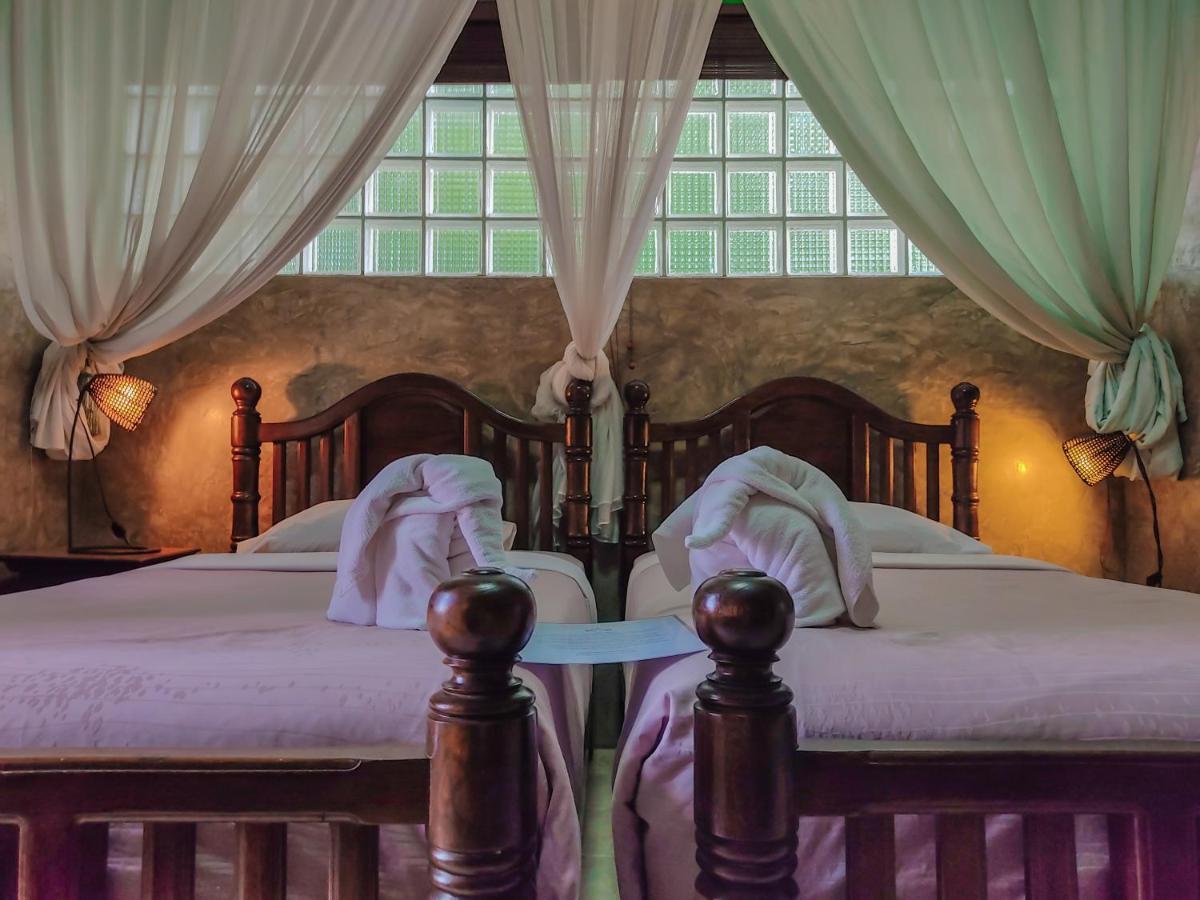치앙마이 Awana House B&B 외부 사진